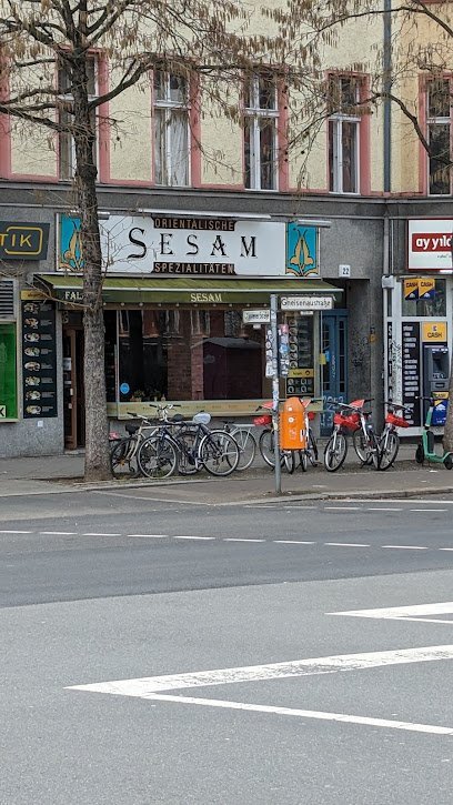 Hoard Spot U-Gneisenaustraße