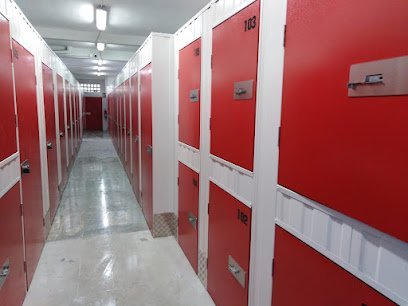 Trasteros Urban Space