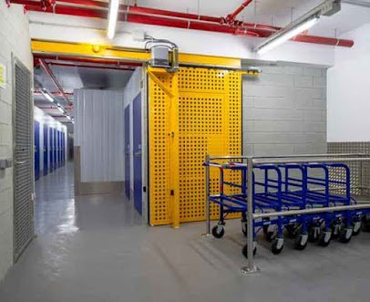 OhMyBox! Trasteros de alquiler: Calle Tamarit, Barcelona