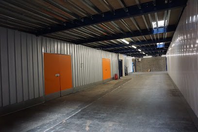 DEPOT-SITTING