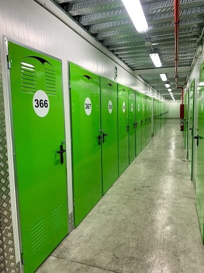 Islatrans Ceramistas – Alquiler de Trasteros Málaga – Guardamuebles en Málaga – Mudanzas en Málaga