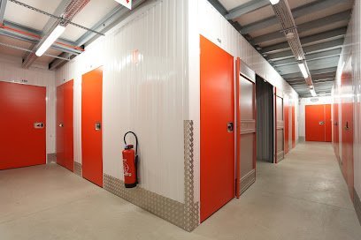 Annexx – Garde meuble et box de stockage à Saint-Ouen