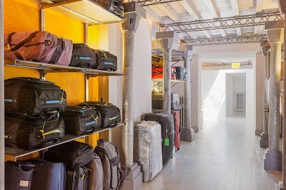 Stow Your Bags