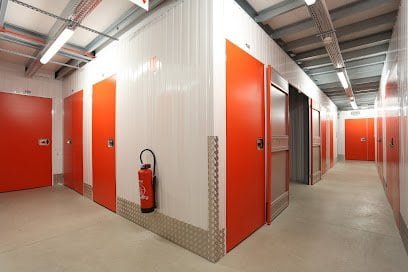Annexx – Garde meuble et box de stockage à Lyon – Oullins-Pierre-Bénite